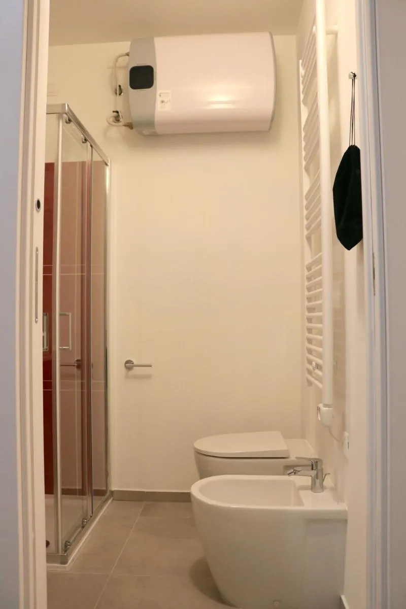 Image 6 of Central Station Milano Room – 4