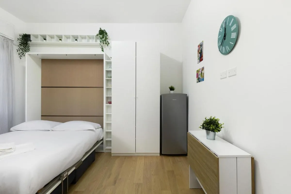 Image 6 of Central Station in 15 MIN, Charming Studio Apartment