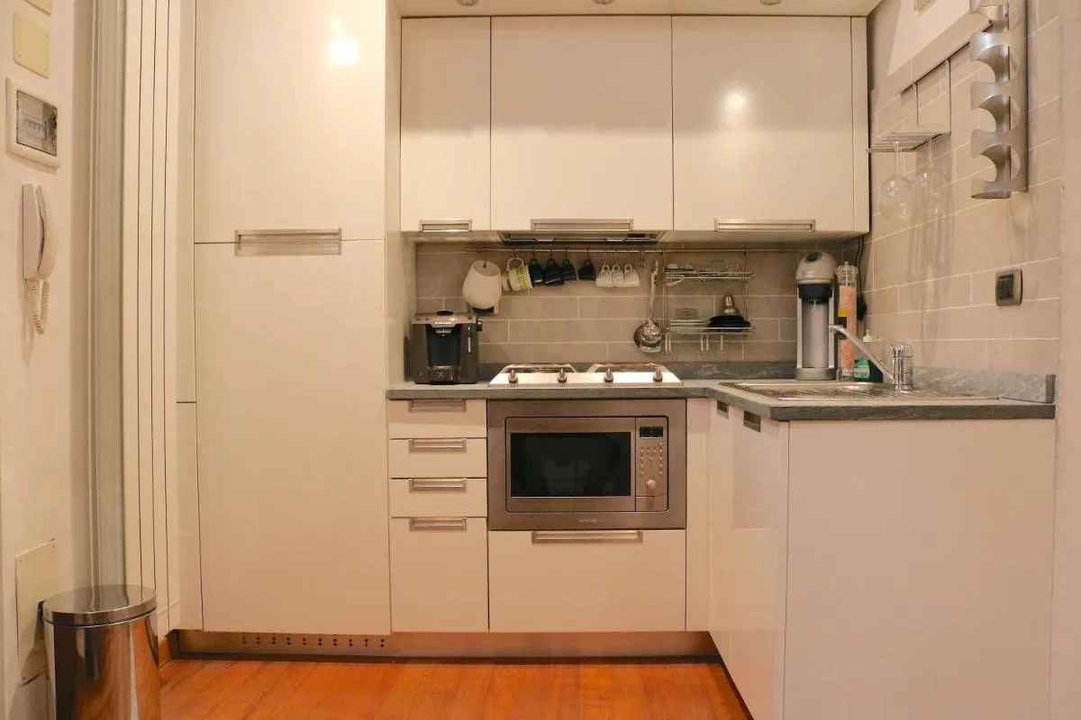Image 1 of Charming Apartment in the Navigli District – 4 people