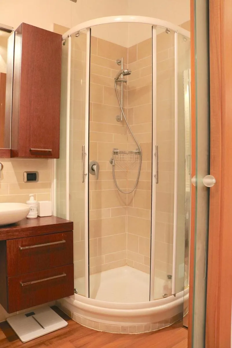 Image 4 of Charming Apartment in the Navigli District – 4 people