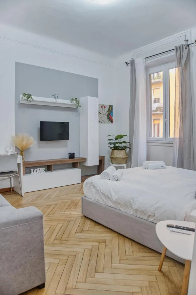 Image 3 of Charming Darsena Suite – amazing position next to Navigli