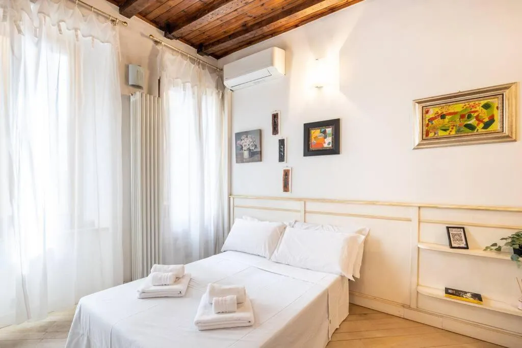 Image 1 of Colonne’s Nest – Cozy and Silent with AC