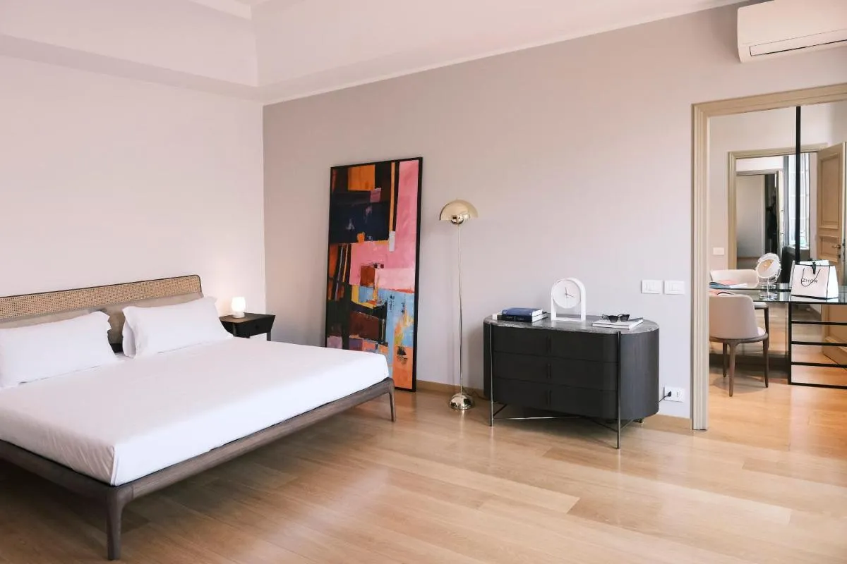 Image 2 of ComeCasa Monte Napoleone Exclusive Suites
