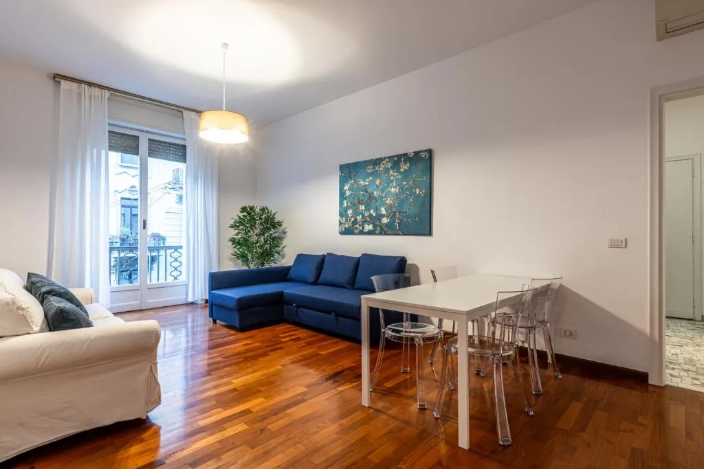 Image of Cortivo House – Magenta 81