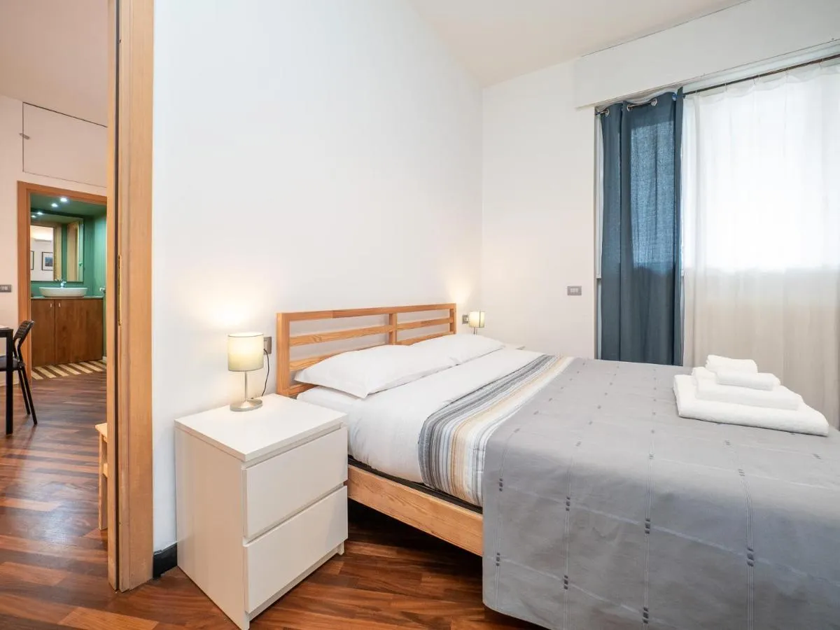 Image 1 of Cozy Apartment Near Milano Centrale – 4 Guests
