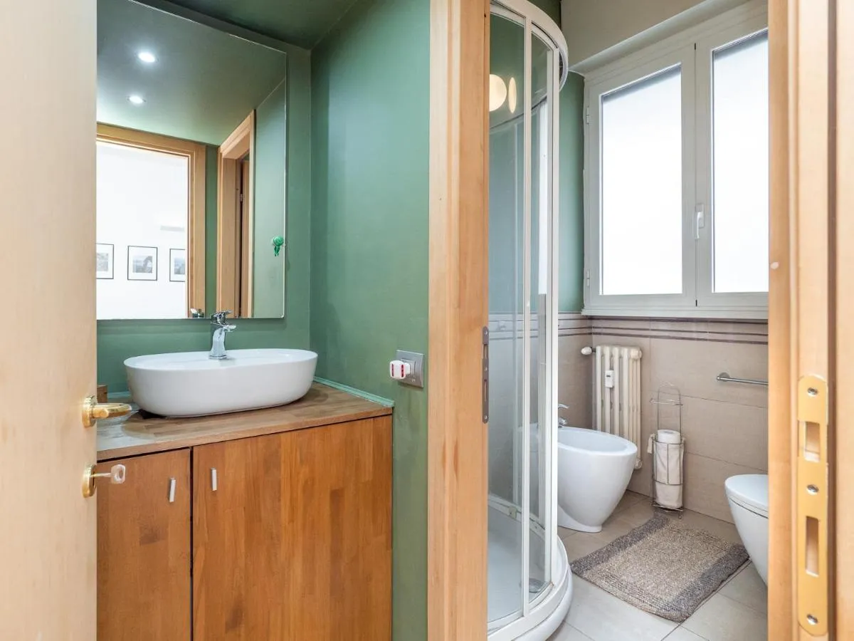 Image 3 of Cozy Apartment Near Milano Centrale – 4 Guests