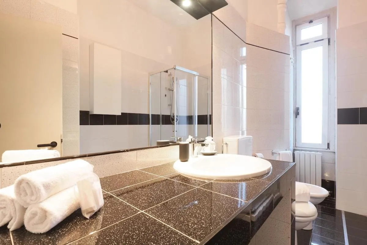 Image 2 of Cozy Two-bedroom Apartment in Città Studi Area