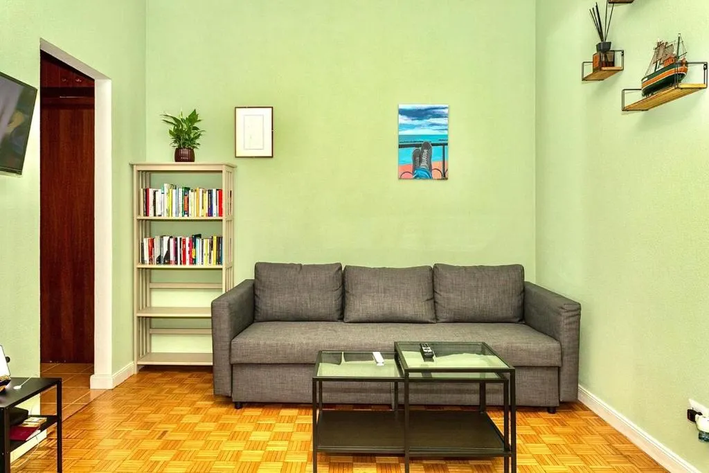 Image of Cozy one-bedroom apartment in Milan