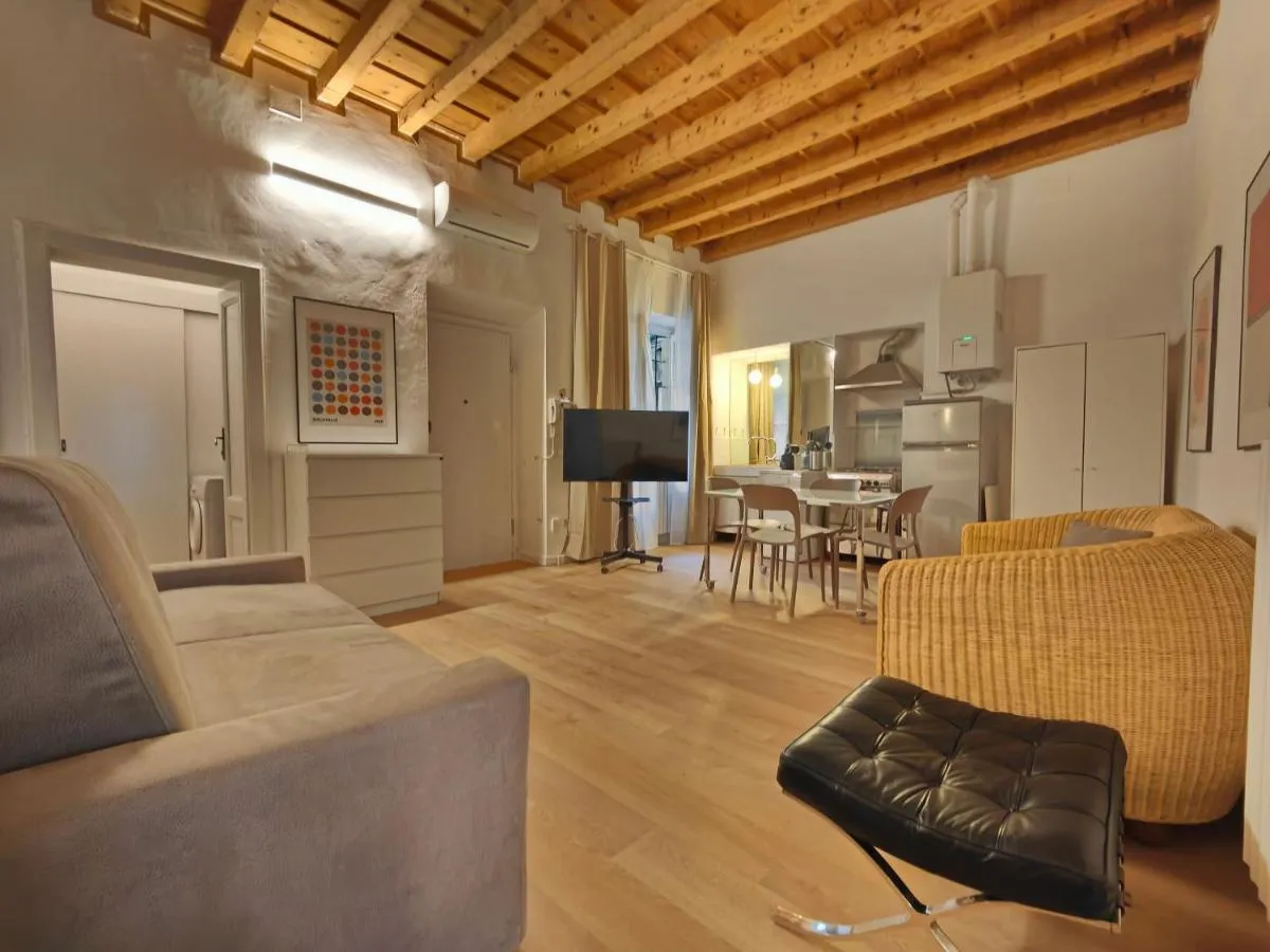 Image 2 of Crocetta Charme Apartment