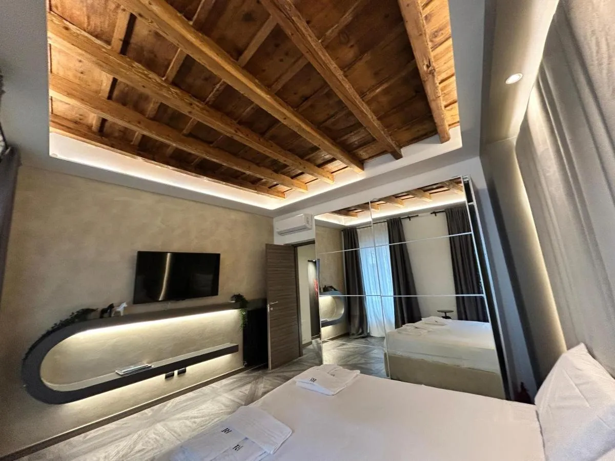 Image 1 of DaVinci Apartament near Duomo