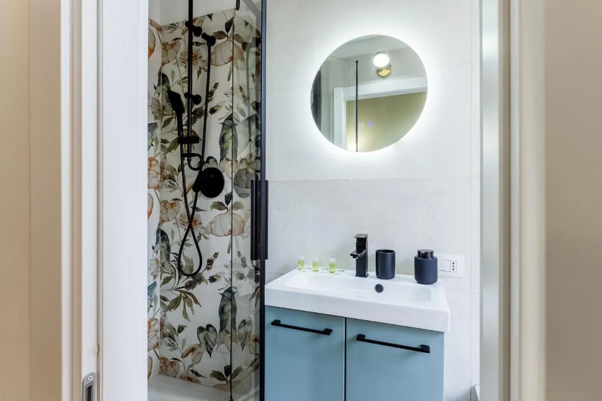 Image 2 of Deluxe Suite 94 – Porta Romana – Duomo by InnStay