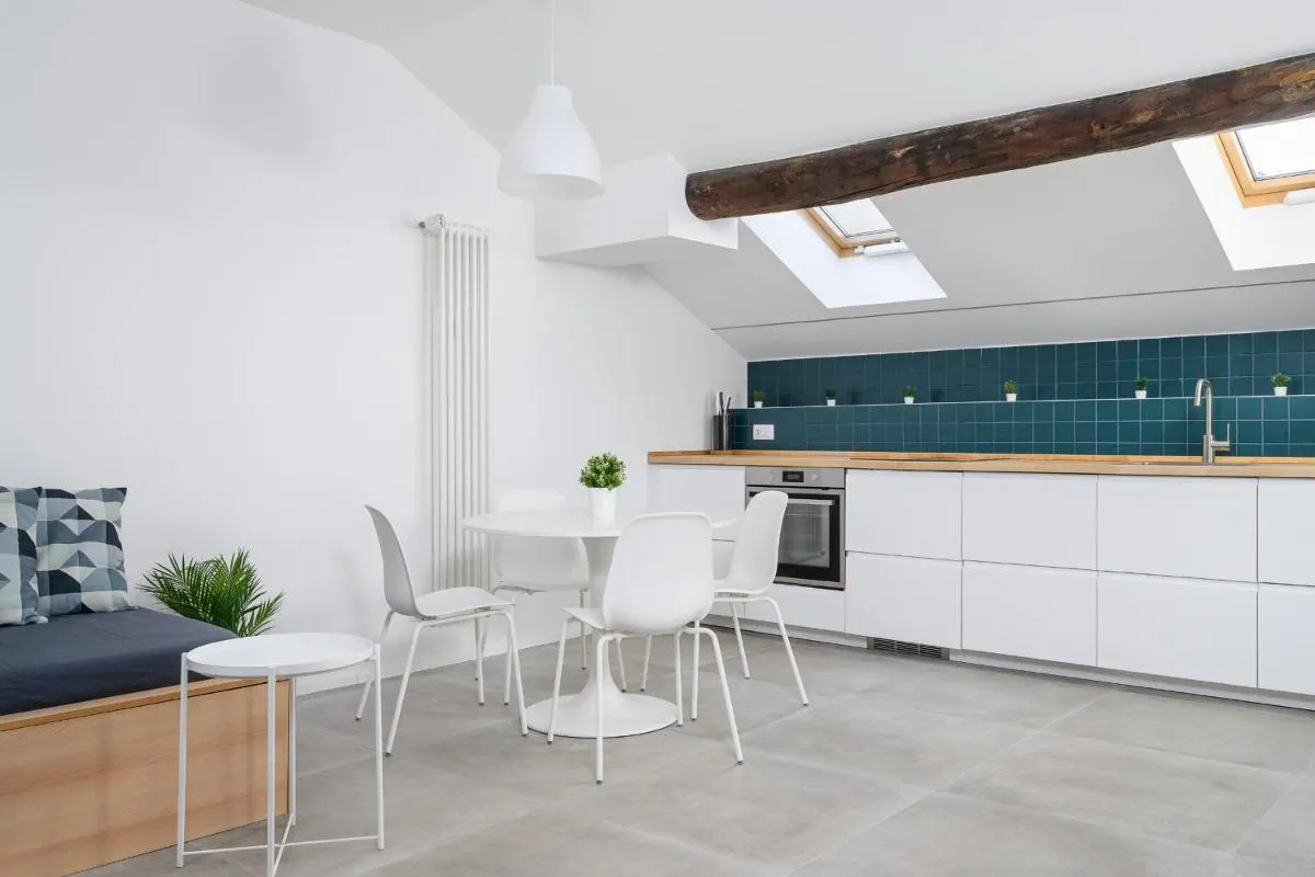Image 3 of Design Attic porta venezia centrale 65m2 – self check-in