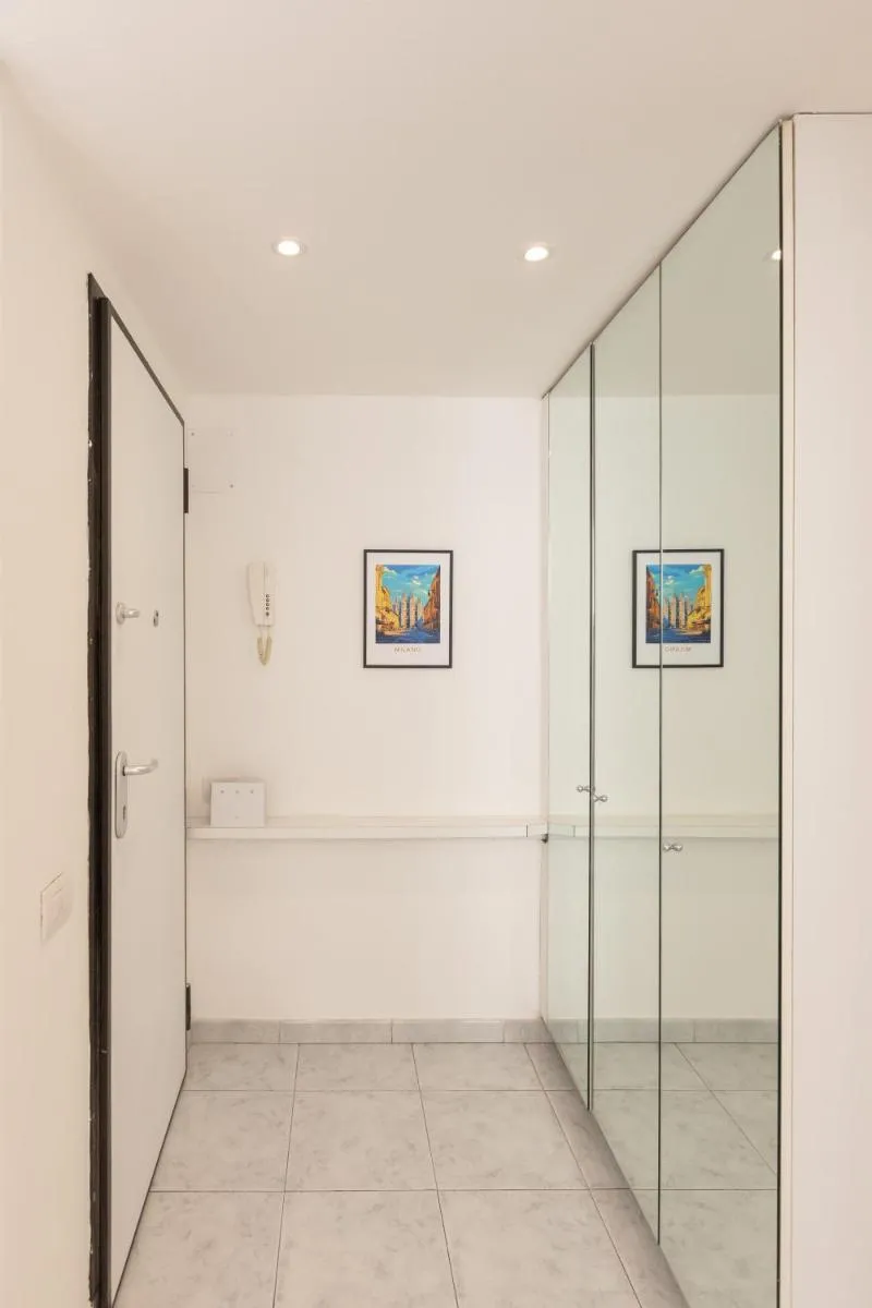 Image 4 of Design and Fashion – new bright apartment