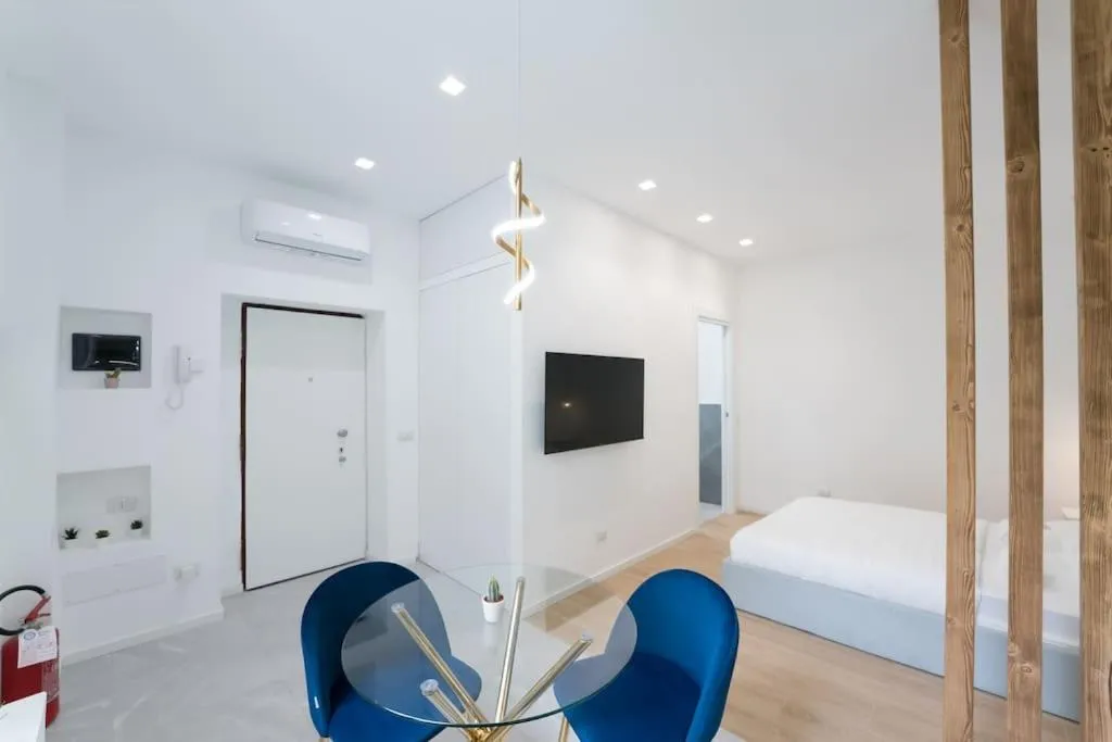 Image 4 of DomusRely – Luxury Studio Apartment Sarpi ChinaTown