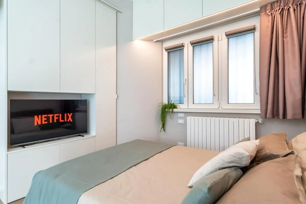 Image 2 of Duomo-Corso Vercelli, New Luxury Loft in the Center