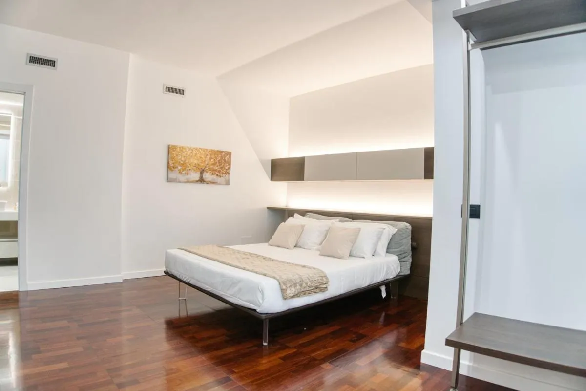 Image 6 of Duomo Lux Suite – Elite in the heart of Milan