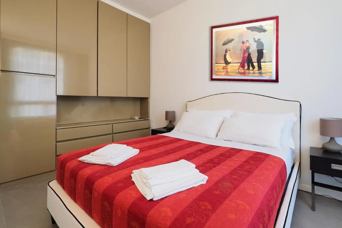 Image 6 of Duomo Luxury Apartment – ONE BED
