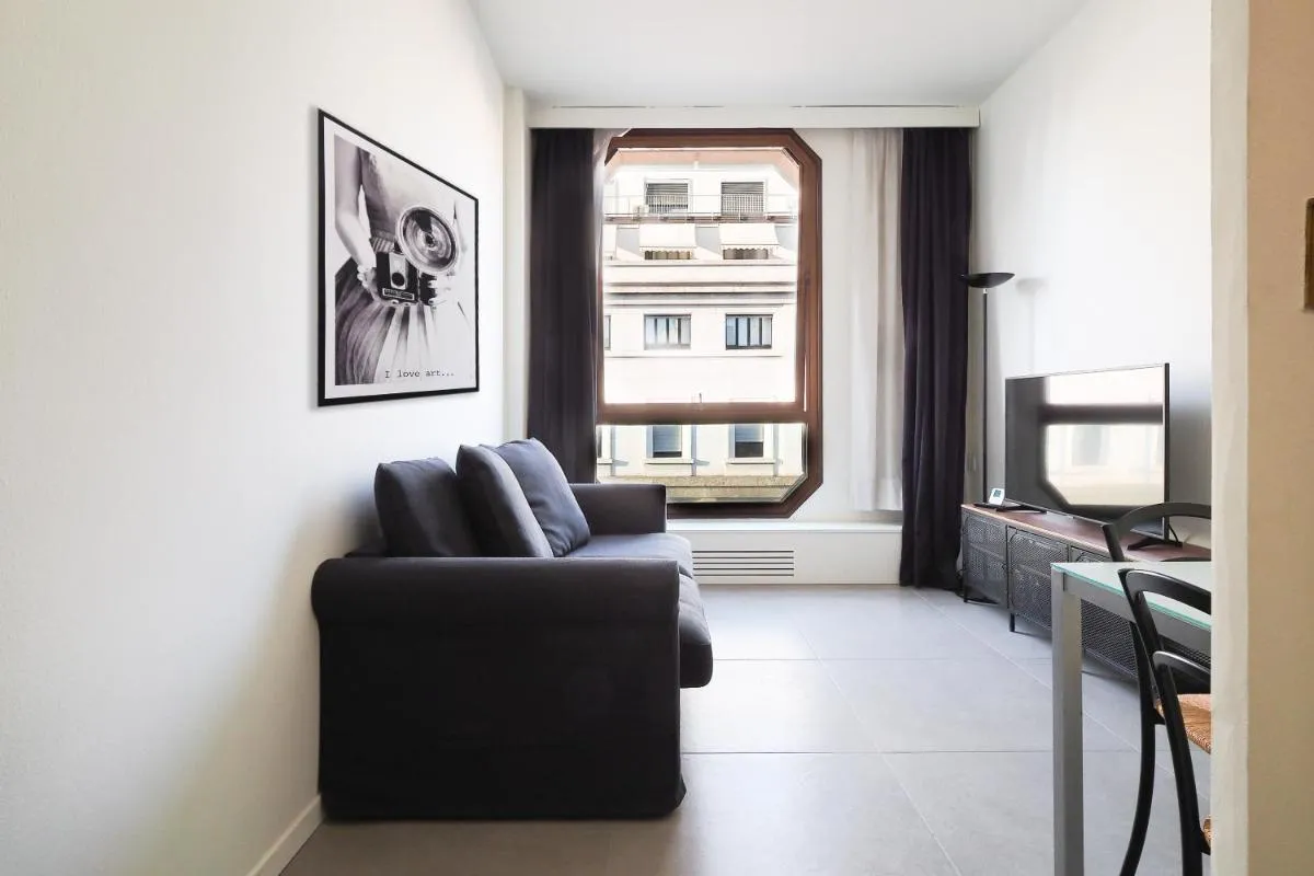 Image 4 of Duomo Luxury Apartment – ONE BED