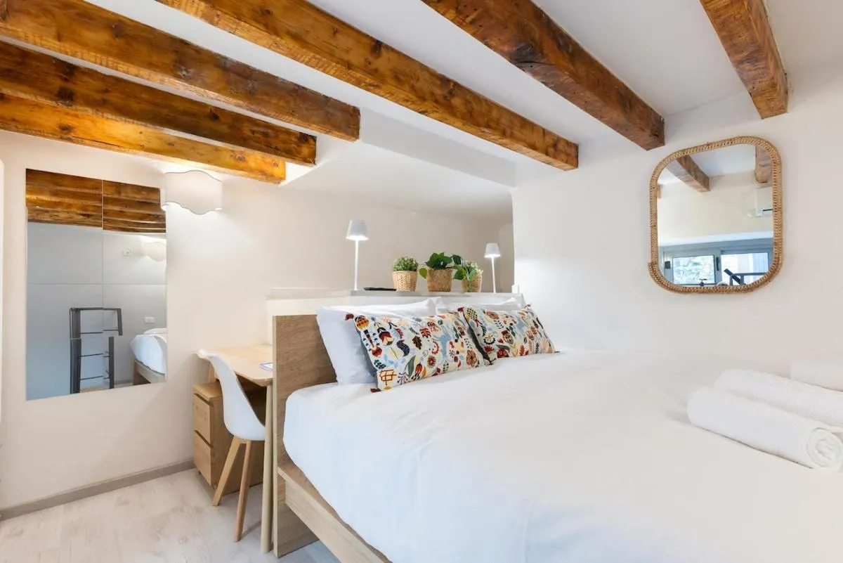 Image 1 of Duomo – Porta Venezia Elegant and Modern Loft