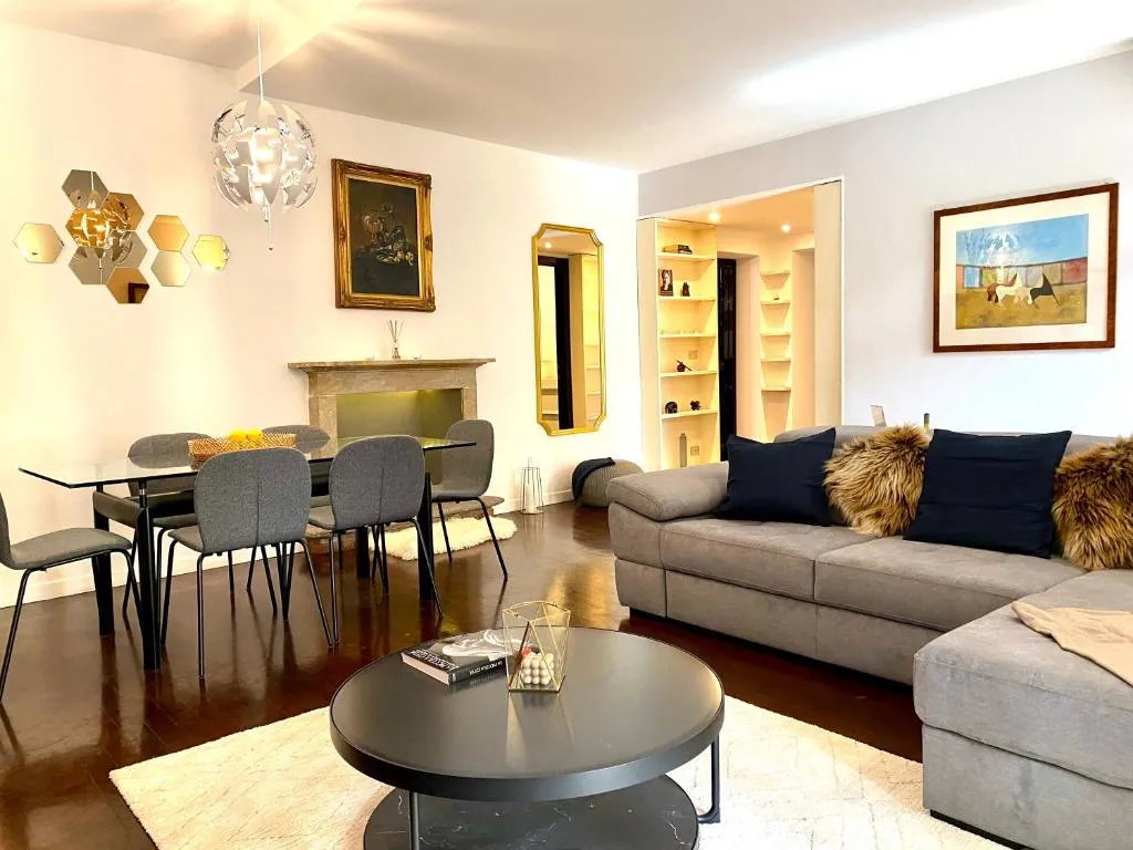 Image of Duomo area 2 bedroom Appartment Deluxe