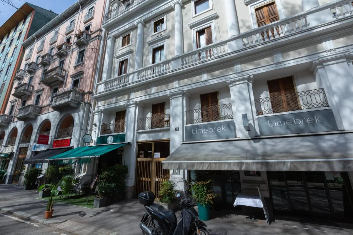 Image 4 of EasyTopStay – Porta Romana Lovely Apartment