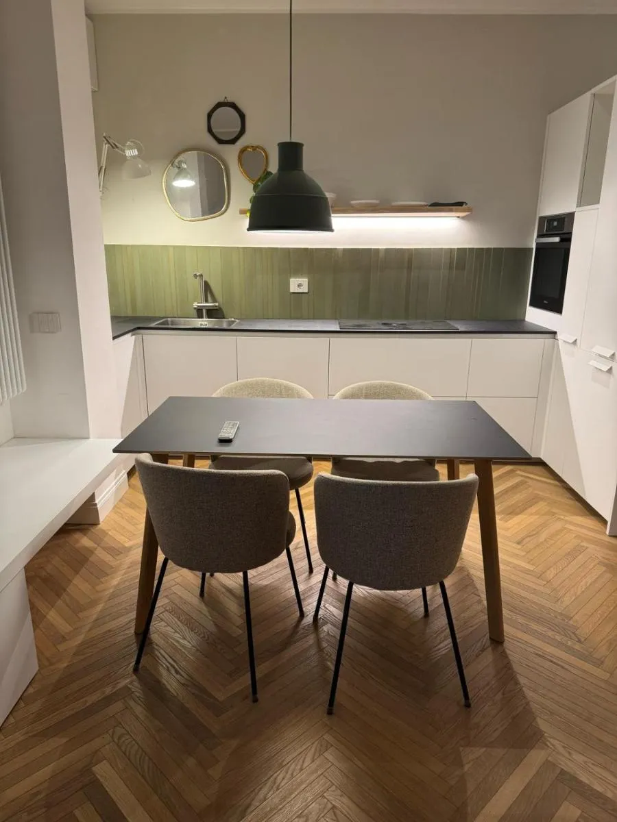 Image 4 of Easy Room Italy City Life