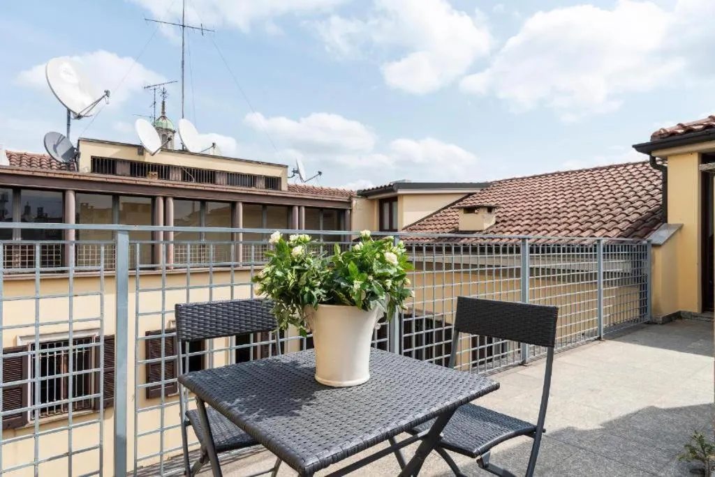 Image 1 of Elegant 2 bedrooms apartments near Duomo