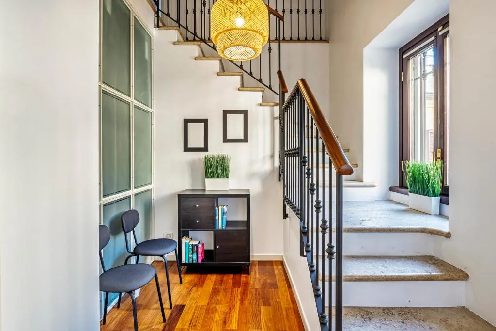 Image of Elegant 2 bedrooms apartments near Duomo