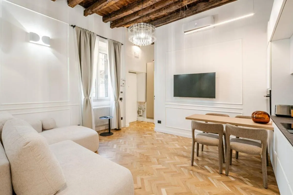 Image 4 of Elegant City Apartment – Milano Centro