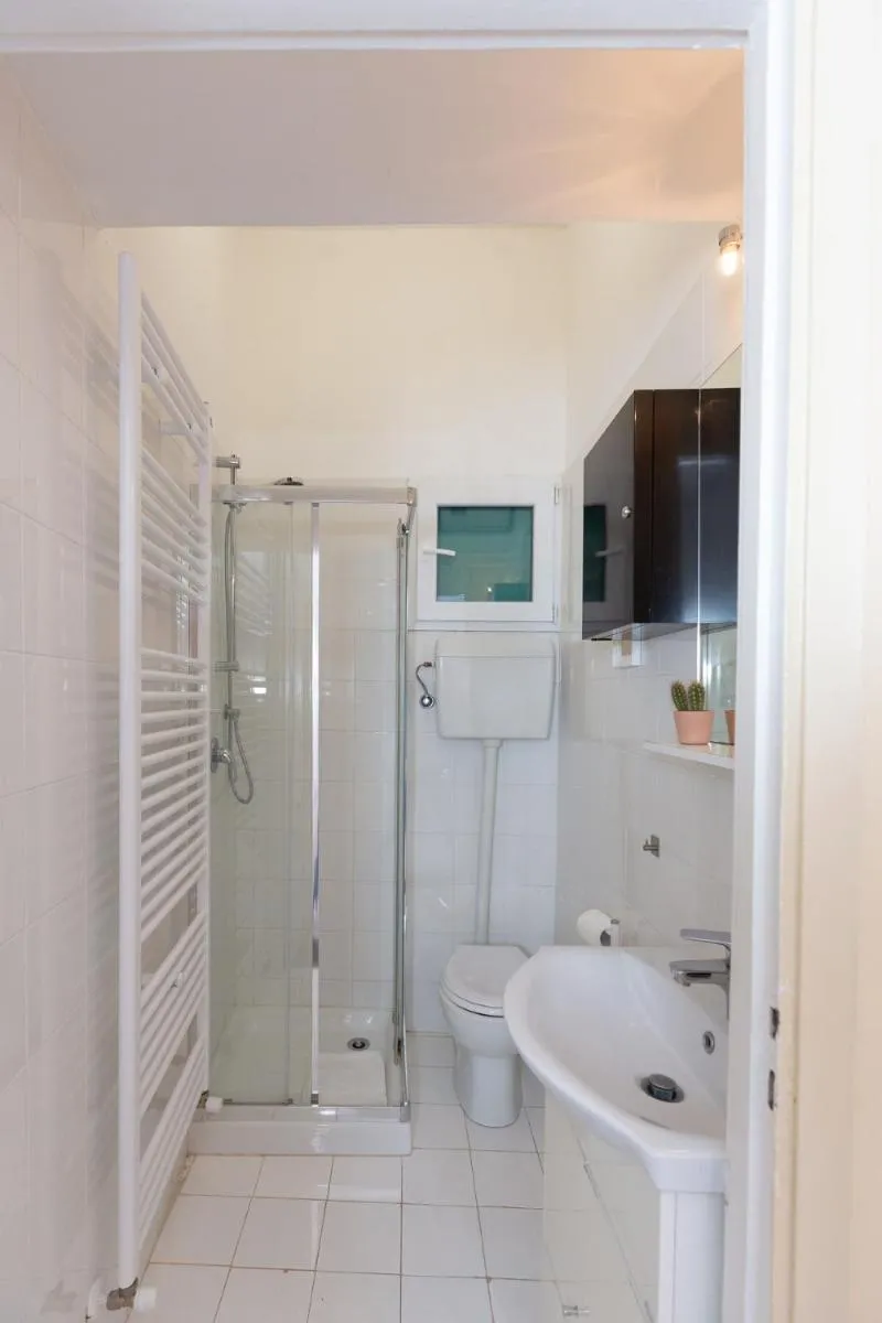 Image 4 of Elegant Little Apartment – City Center – M4 Station