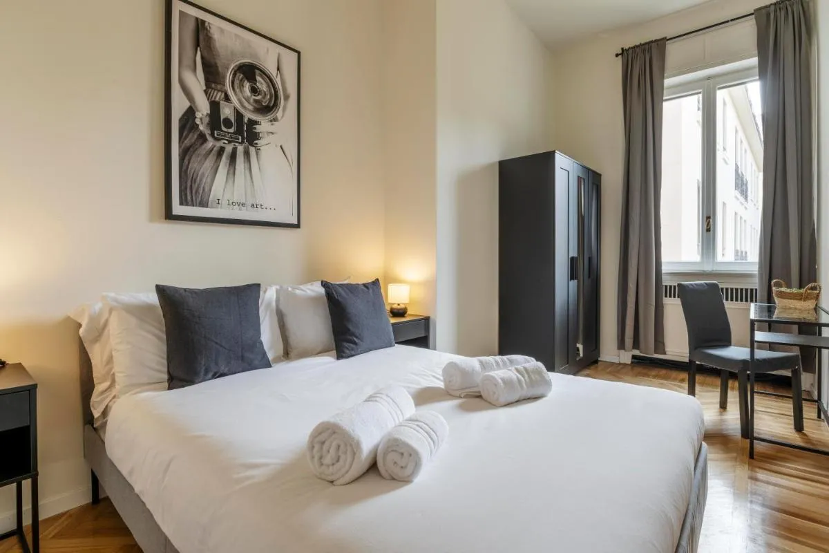 Image 3 of Elegant brand new apartments near Duomo