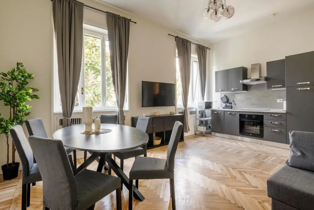 Image of Elegant brand new apartments near Duomo