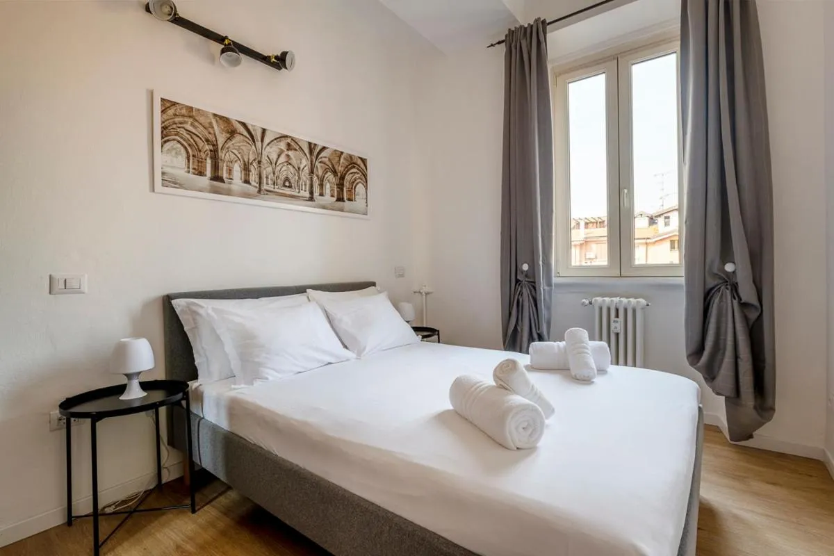Image 6 of Exclusive 3 bedrooms apartment in Brera