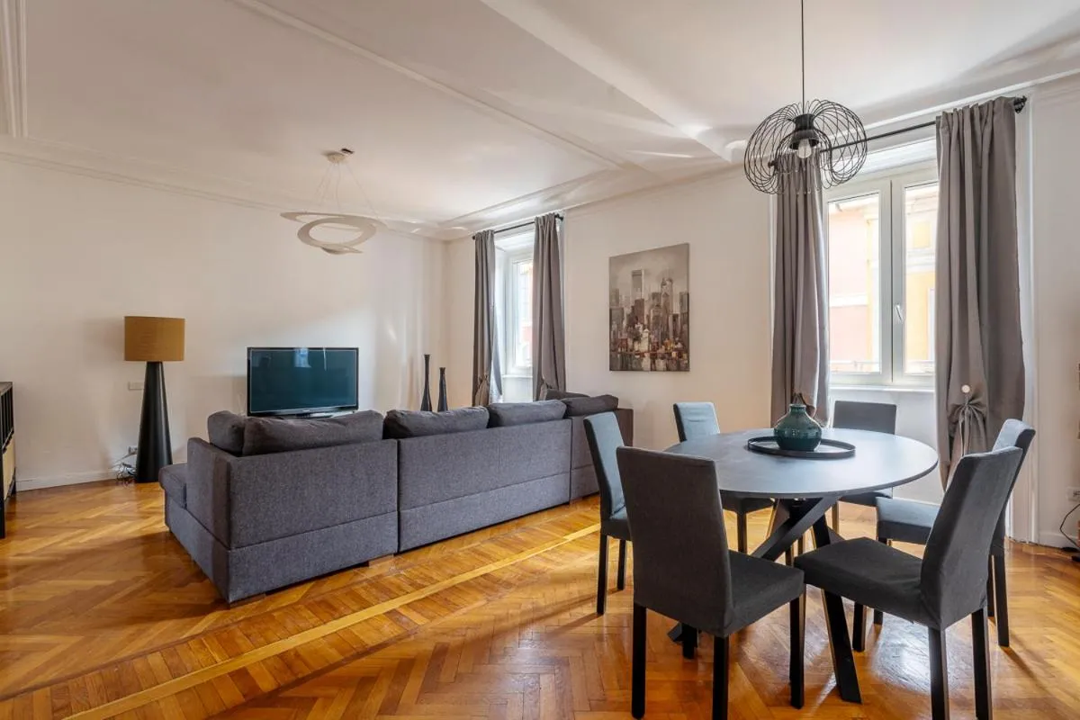 Image 1 of Exclusive 3 bedrooms apartment in Brera