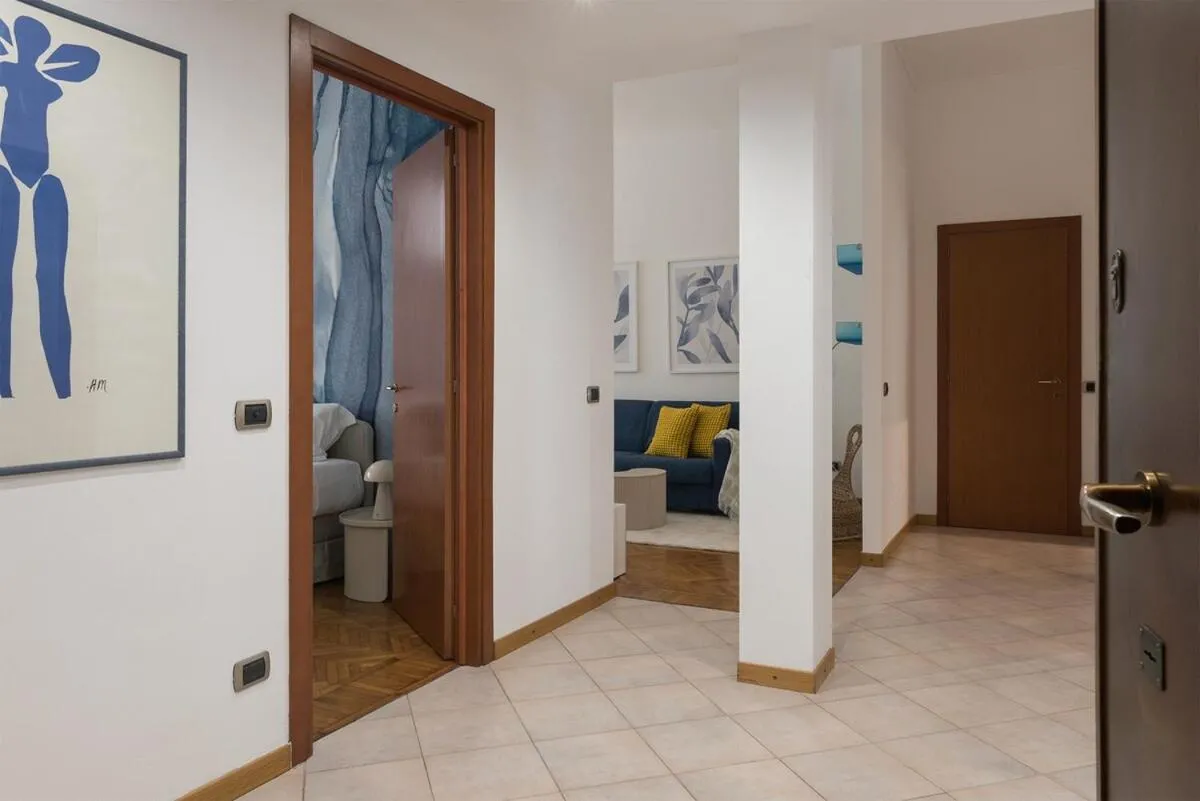 Image 2 of Exclusive Design Apartment – Duomo – Free Parking