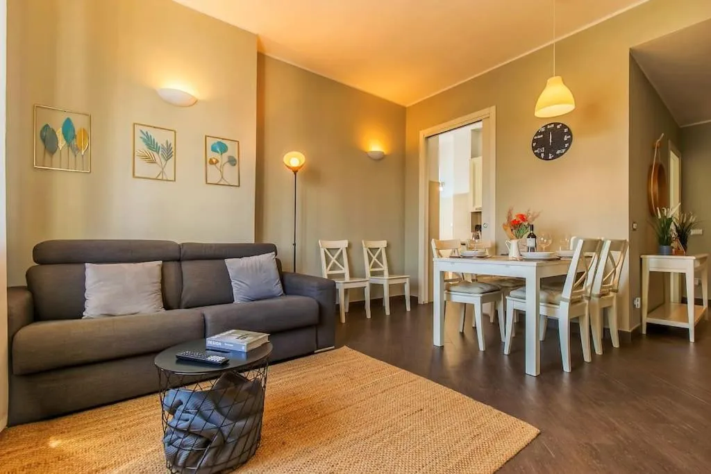 Image 3 of Exclusive & Strategic 2-Bedroom Apartment, 50m from M4
