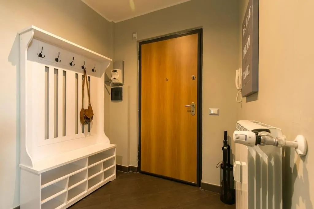 Image 2 of Exclusive & Strategic 2-Bedroom Apartment, 50m from M4