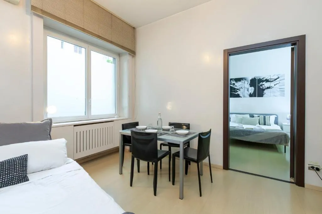 Image of Family comfort, DUOMO 12min walk away, with Parking in front