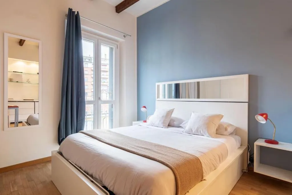 Image 1 of Frisi fast WiFi Aircon Flexyrent