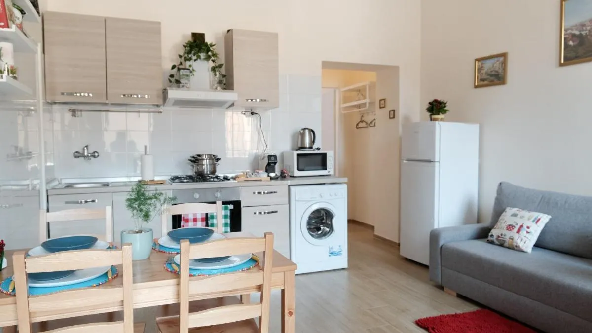 Image 3 of GARIBALDI ISOLA APARTMENTS