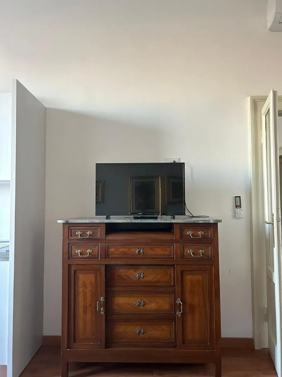 Image 4 of Gambara Apartment