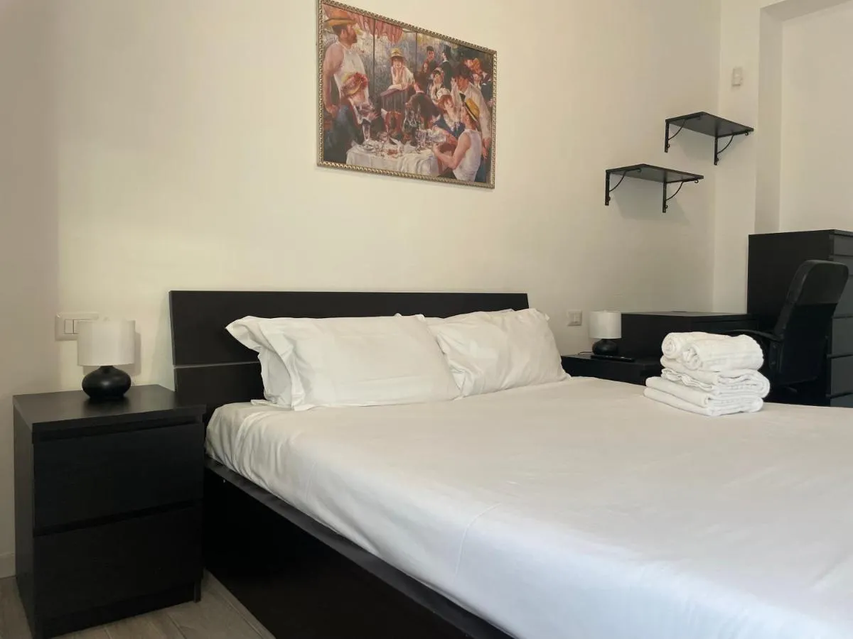 Image 6 of Gardone Apartment – ampio Appartamento con 2 camere da letto – Comodo per Duomo!