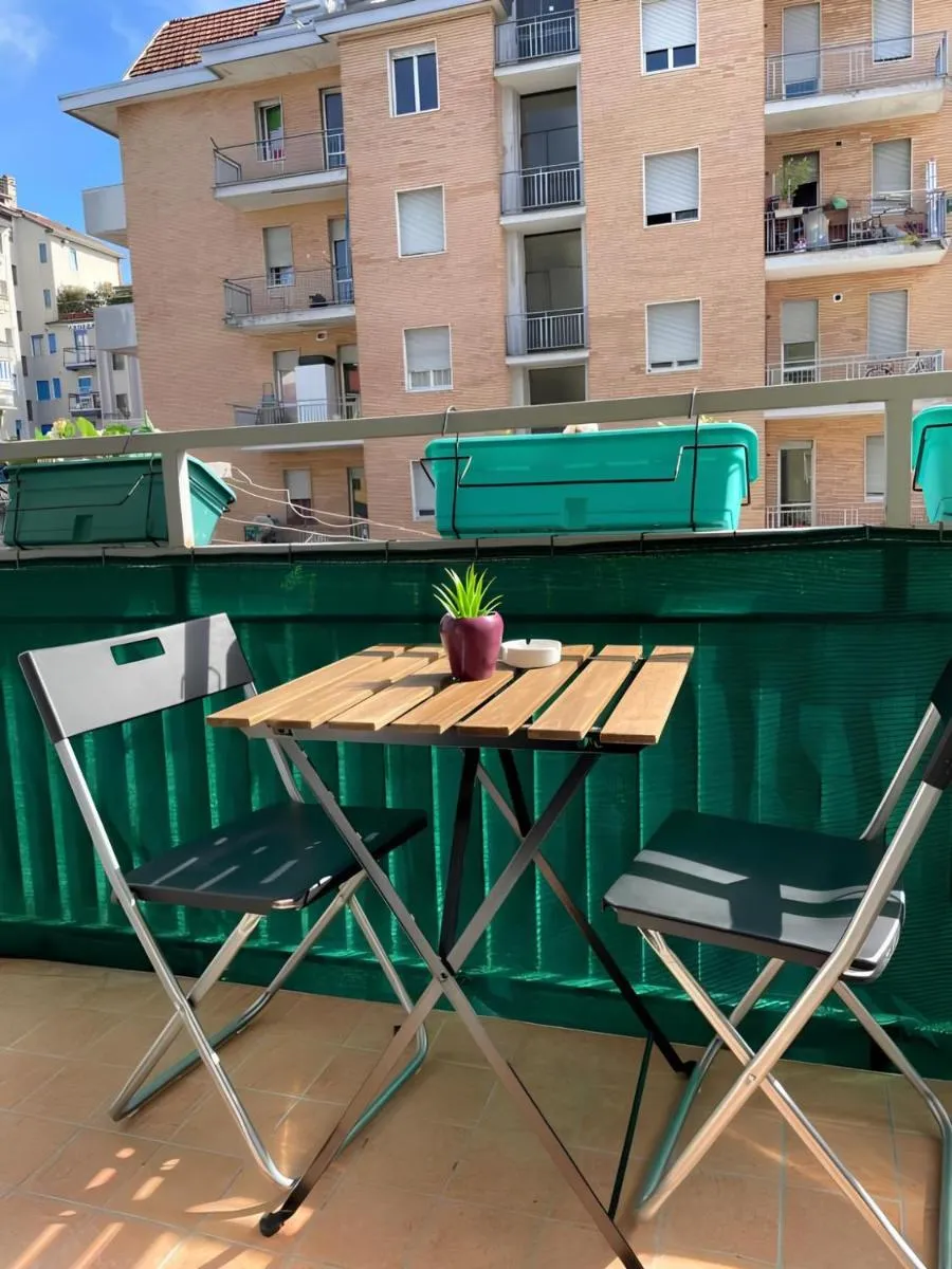 Image 5 of Gardone Apartment – ampio Appartamento con 2 camere da letto – Comodo per Duomo!