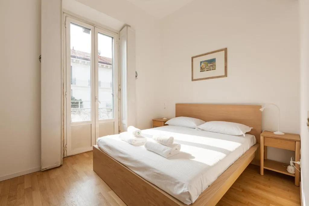 Image of Garibaldi & Isola District Functional Apartment