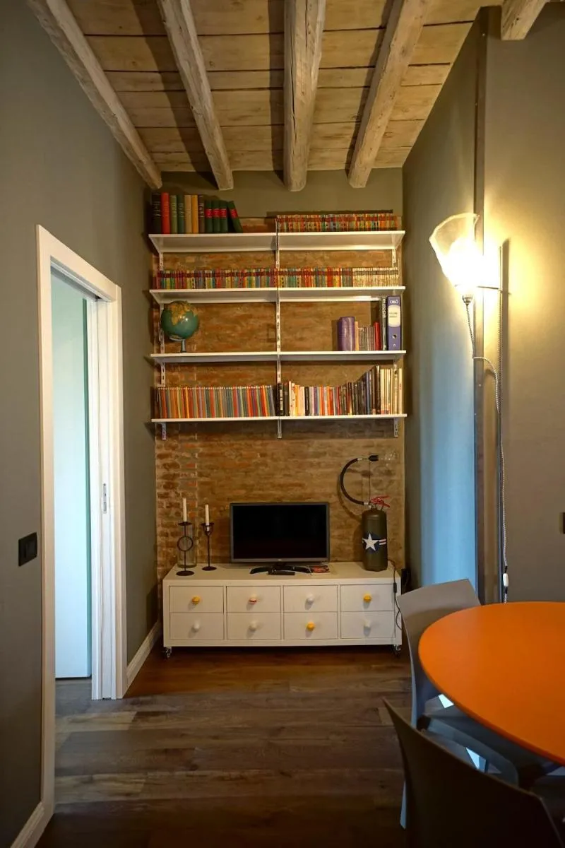 Image 4 of Glamour Apartment