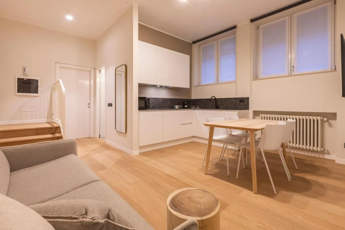 Image 3 of Grancini Suite