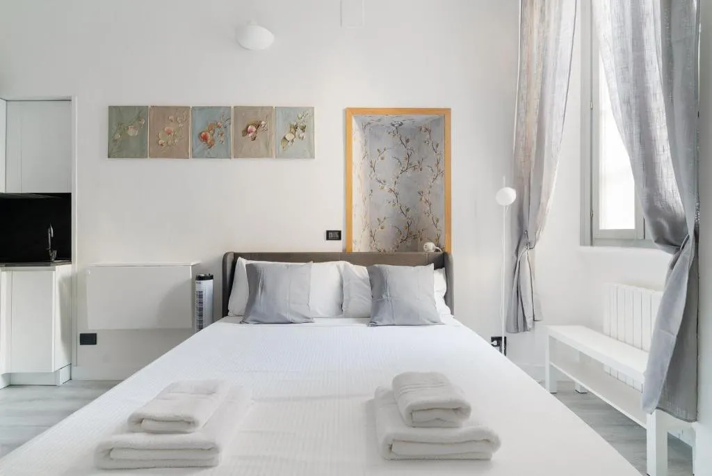 Image of GuestHost – Bright Studio Apt MM2 Sant’Agostino