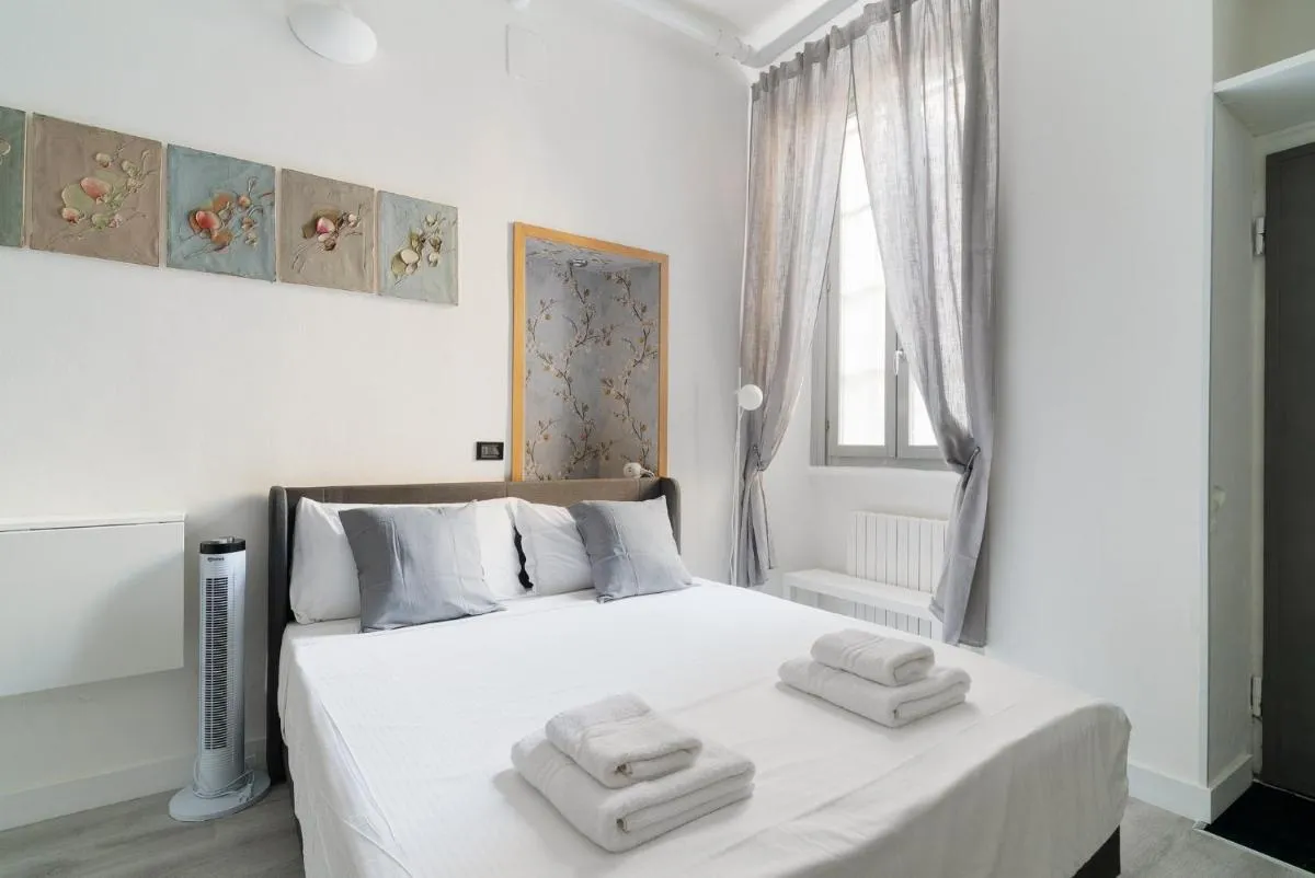 Image 1 of GuestHost – Bright Studio Apt MM2 Sant’Agostino