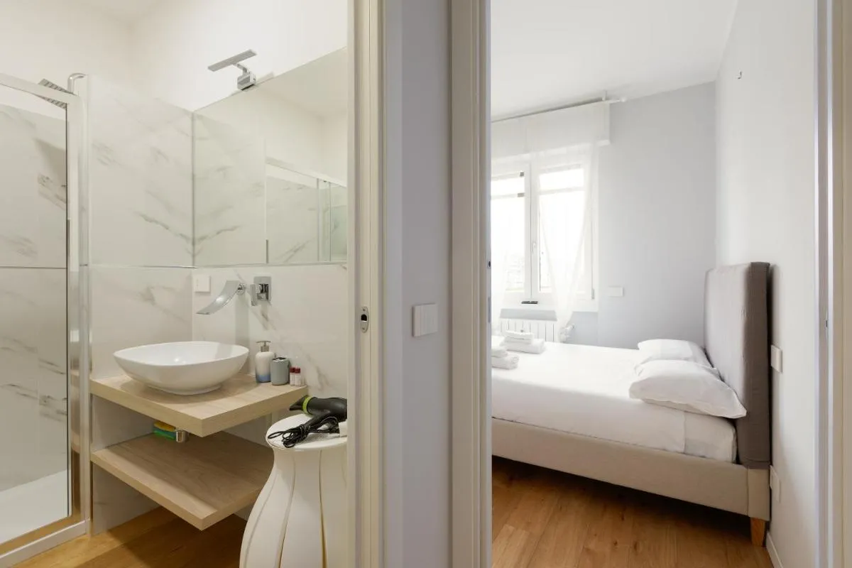 Image 2 of GuestHost – Cimiano M2 Balcony Apartment