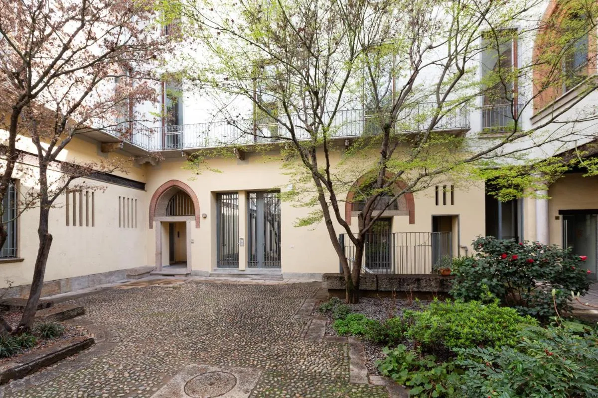 Image 5 of GuestHost – Cordusio Enchanting Apartment